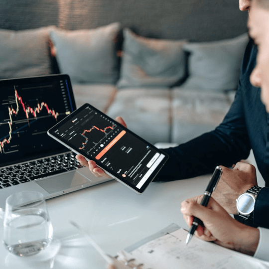 Zeltix AI team av eksperter på kryptoinvesteringer